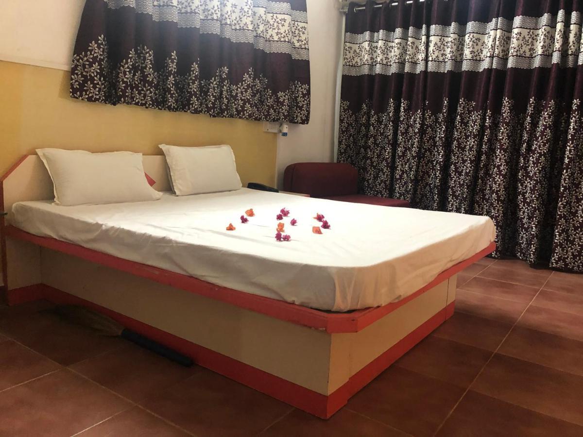 Surya Shibir Resort Пуна Экстерьер фото